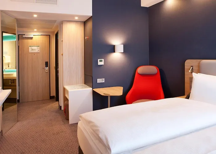 Express - Olympiapark By Ihg Munich