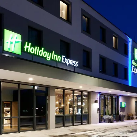 Express - Olympiapark By Ihg Hotel