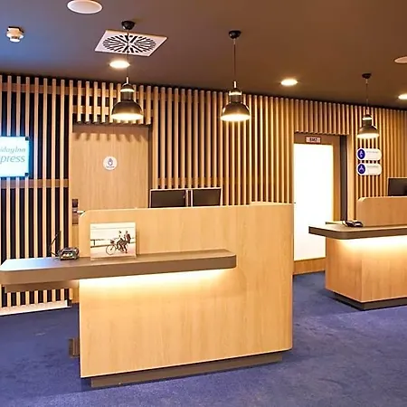 Hotel Express - Olympiapark By Ihg Monaco di Baviera