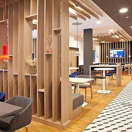 Hotel Express - Olympiapark By Ihg Monaco di Baviera