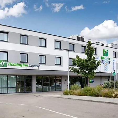Express - Olympiapark By Ihg Hotel