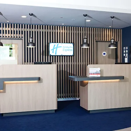 Express - Olympiapark By Ihg Szálloda