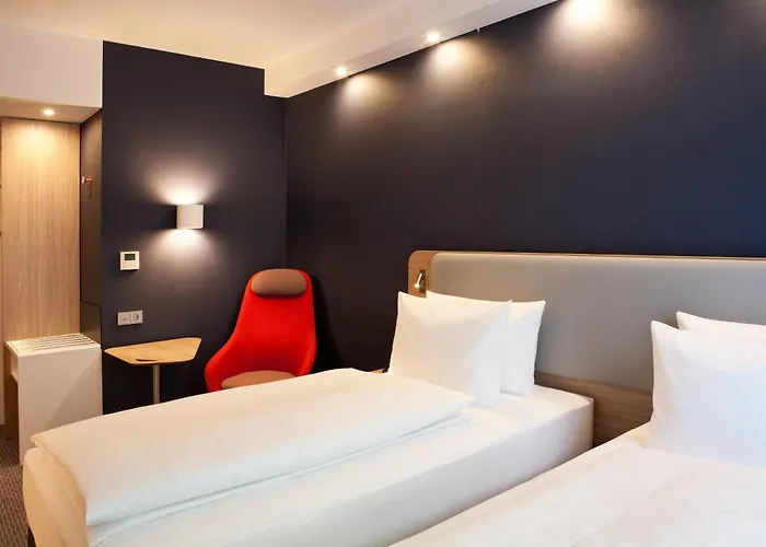 فندق Express - Olympiapark By Ihg 3*