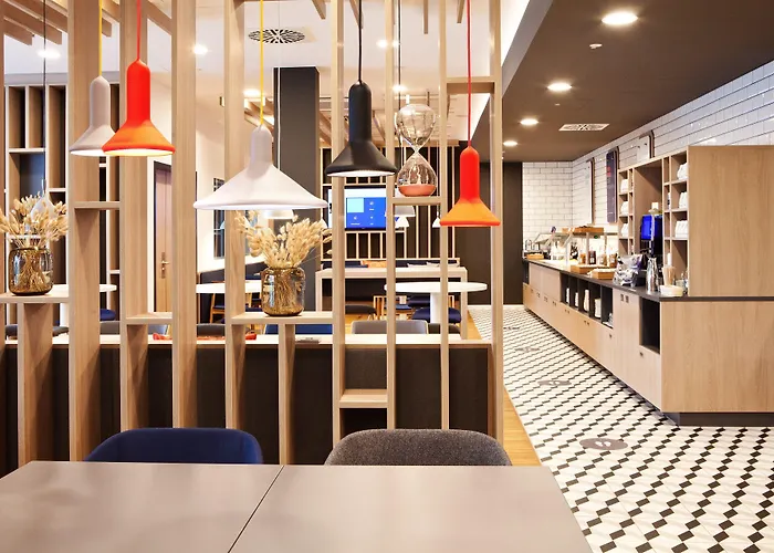 Express - Olympiapark By Ihg 3*