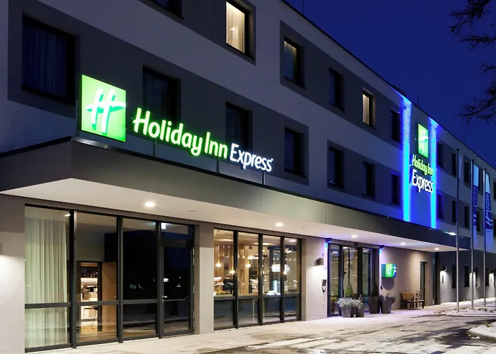 Hotel Express - Olympiapark By Ihg 3*
