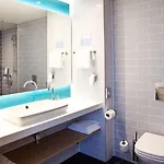 Express - Olympiapark By Ihg 3*