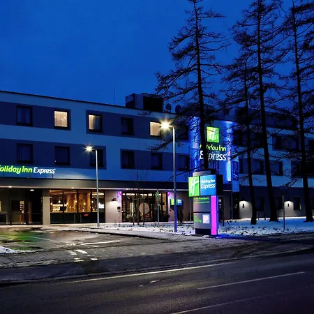 Express - Olympiapark By Ihg מלון 3*